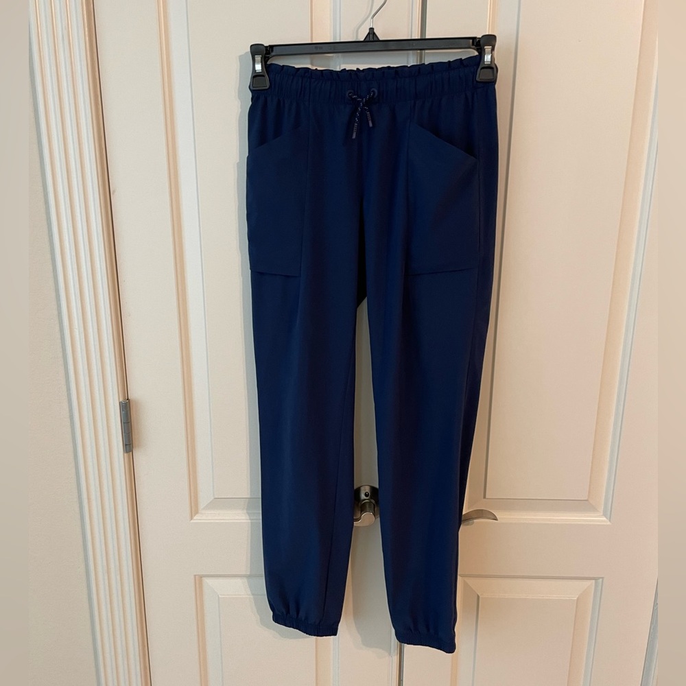 Lightweight hiking pants